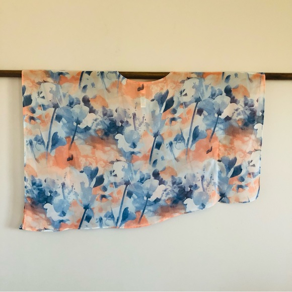 Chicos sheer asymmetric hem blouse over top Sz S/M - Picture 10 of 16